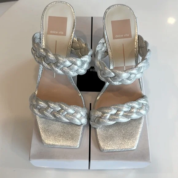 Dolce Vita Paily Silver Metallic Stella Block Heels 6.5 NEW!! - Picture 6 of 6